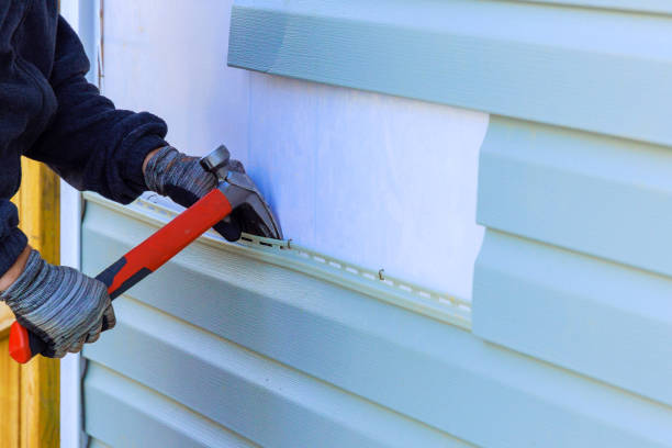 Reliable Wood Siding contractor in Springfield, IL by Squared Siding